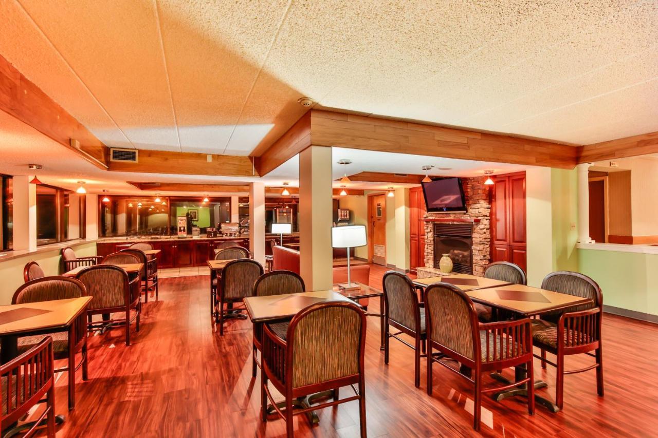 The View Inn & Suites Bethlehem / Allentown / Lehigh Airport Exterior foto